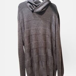 Geoffrey Beene Dark Gray Crewneck Sweater